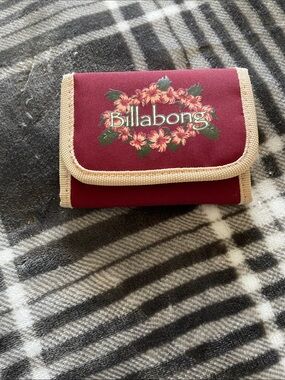 Billabong Burgundy Floral wallet with Cream Trim